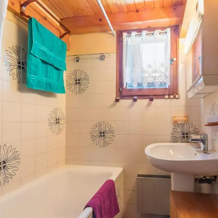 T2 Mezzanine 5 Pers, Balcon Sud, Proche Centre Et Pistes, Parking Prive - Les Bains - Fr-1-330f-158 Apartment Le Monetier-les-Bains