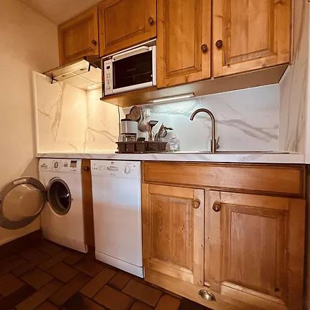 T2 Mezzanine 5 Pers, Balcon Sud, Proche Centre Et Pistes, Parking Prive - Les Bains - Fr-1-330f-158 *